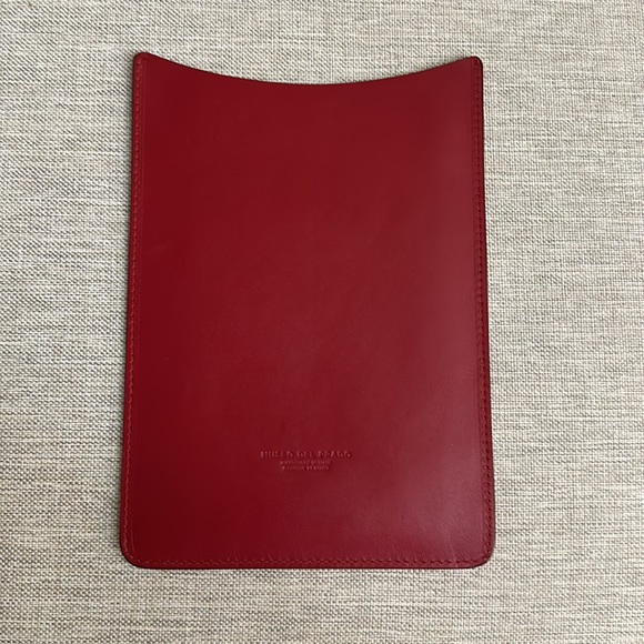🦋 Beautiful red genuine leather butterfly tablet cover from Spain! - Picture 4 of 12